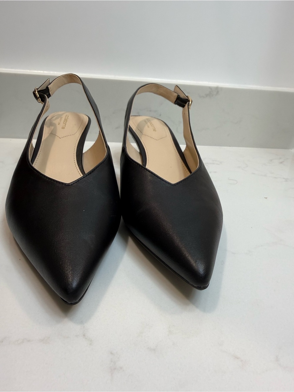 Liz Claiborne Black Pointed Slingback kitten heels.  Size 9.